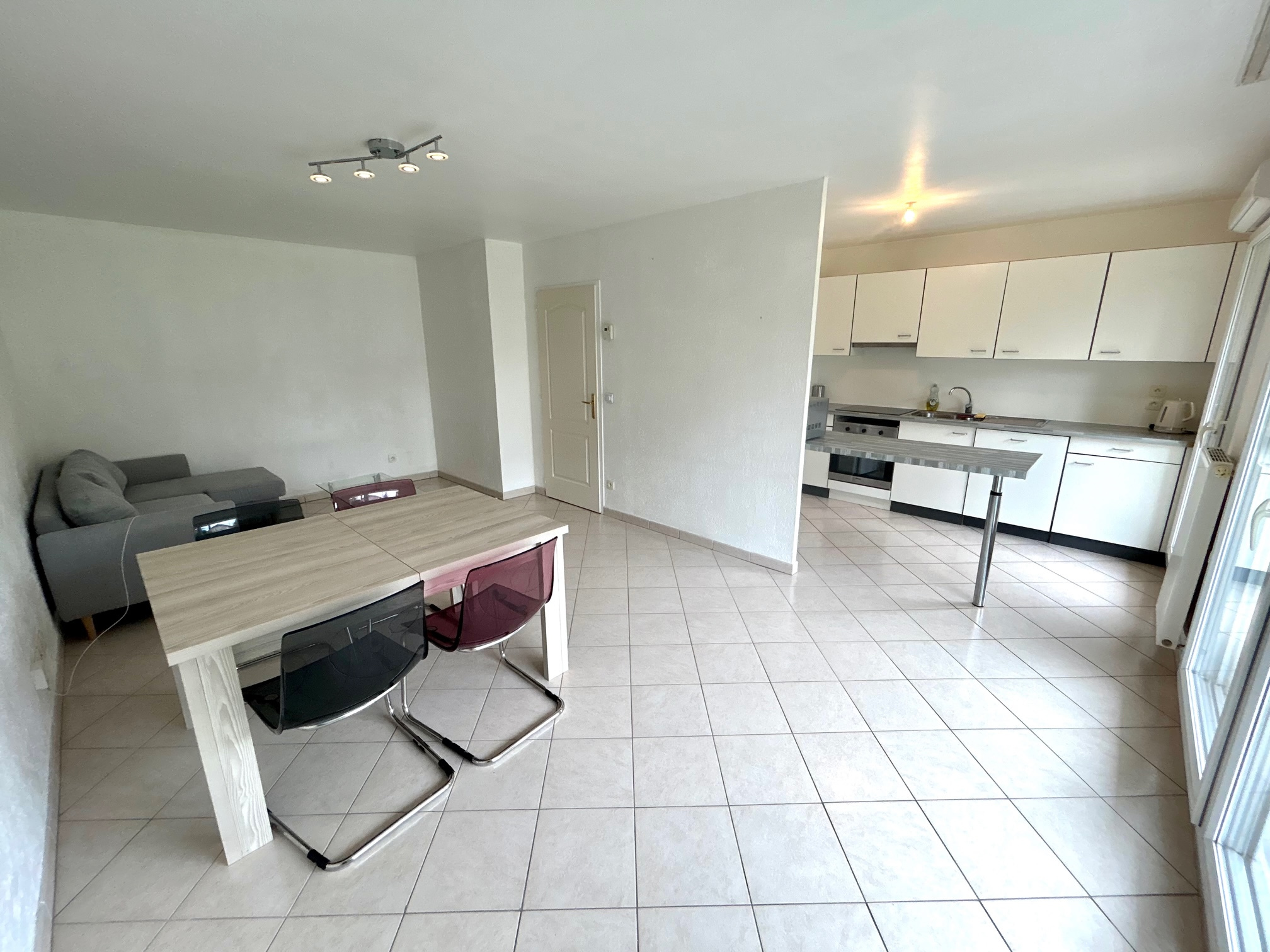 Image d'un appartement 56.83 m² - 2 pièces - annemasse (74100) à 1150€ à gaillard (74240)